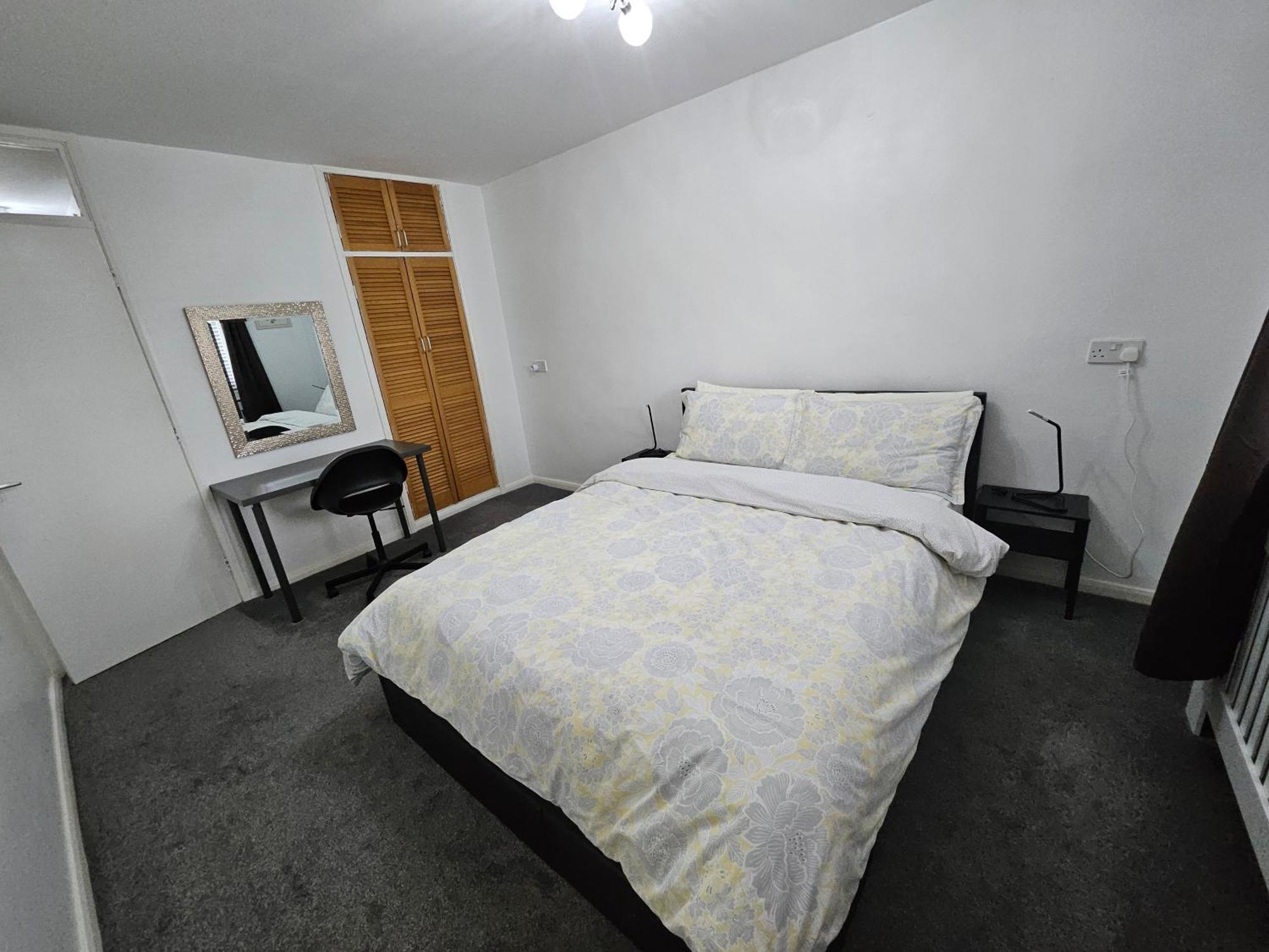 Entire Rental, Easy Reach To Etihad Stadium Manchester Buitenkant foto